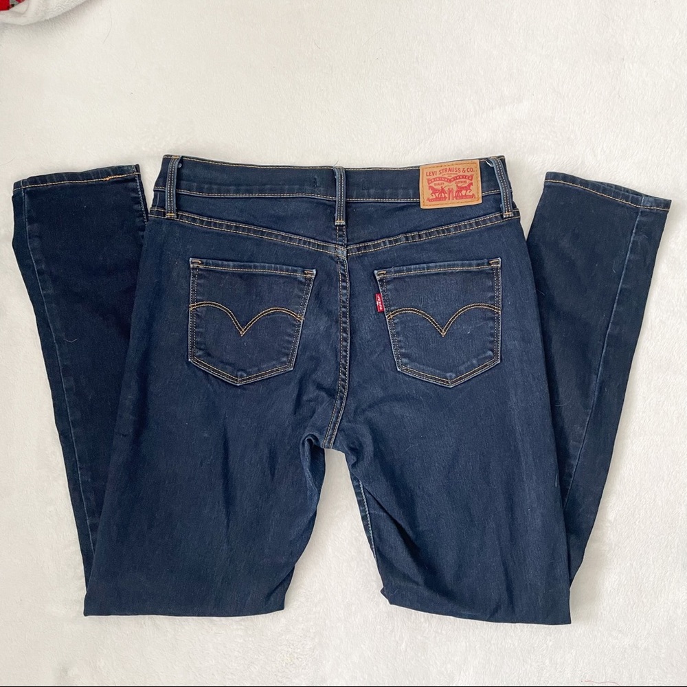 Levi's High Rise Jeans - midnight blue dark wash